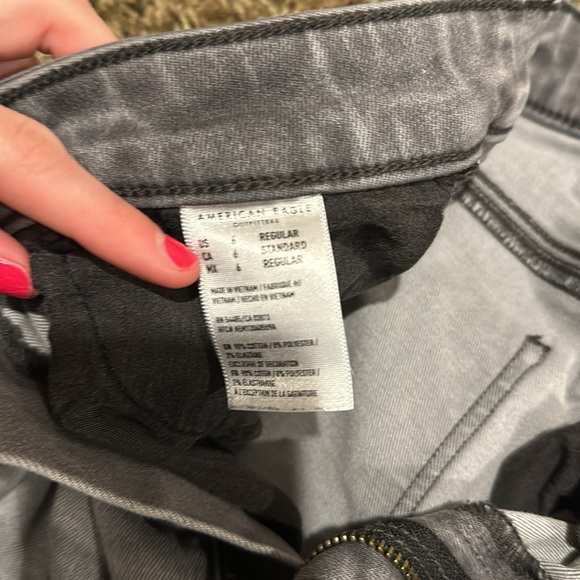 American Eagle Gray Jeans - Picture 4 of 5